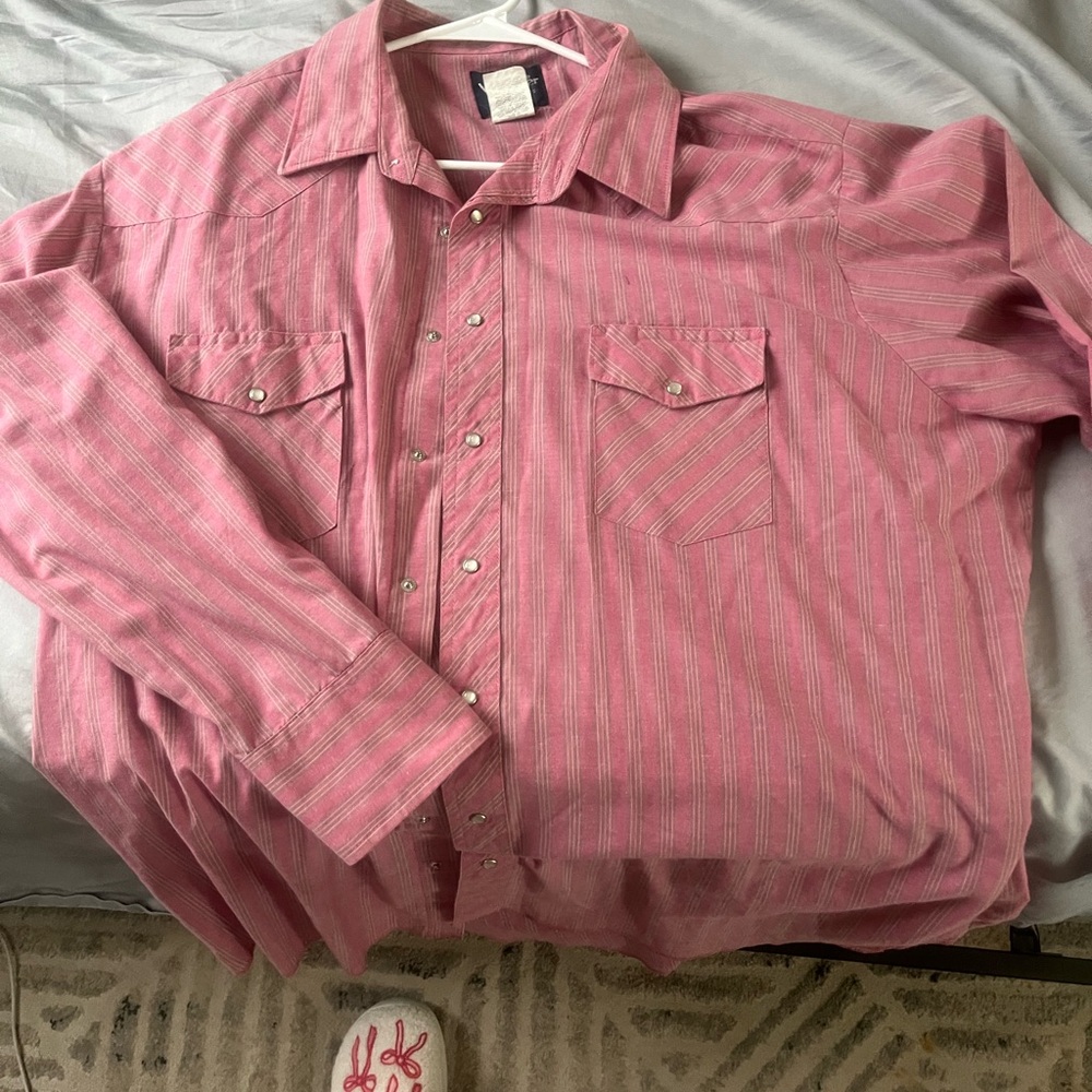 Wrangler Men's Casual Pink Striped Button Down Shirt